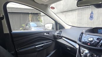 Ford Kuga 2.0 TDCi Titanium Powershift AWD Euro 6 (s/s) 5dr