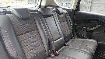 Ford Kuga 2.0 TDCi Titanium Powershift AWD Euro 6 (s/s) 5dr