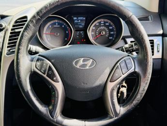Hyundai i30 1.6 CRDi Blue Drive Active Euro 5 (s/s) 5dr