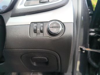 Vauxhall Mokka 1.4i Turbo Exclusiv 2WD Euro 6 (s/s) 5dr