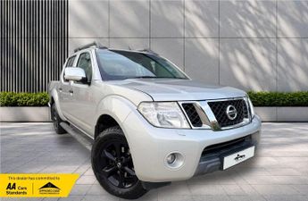 Nissan Navara 2.5 dCi Tekna 4WD Euro 5 4dr