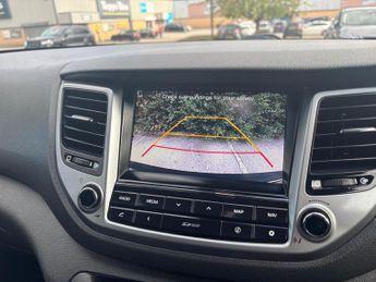 Hyundai TUCSON 1.7 CRDi Blue Drive Premium DCT Euro 6 (s/s) 5dr