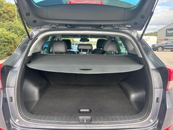 Hyundai TUCSON 1.7 CRDi Blue Drive Premium DCT Euro 6 (s/s) 5dr