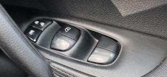 Nissan Qashqai 1.6 dCi Tekna XTRON 2WD Euro 6 (s/s) 5dr