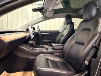 Tesla Model 3 (Dual Motor) Long Range Auto 4WDE 4dr