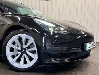 Tesla Model 3 (Dual Motor) Long Range Auto 4WDE 4dr