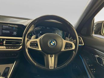 BMW 3 Series 2.0 330e 12kWh M Sport Pro Edition Touring 5dr Petrol Plug-in Hy