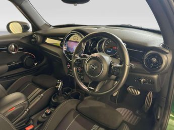 MINI Hatch 2.0 Cooper S Sport Hatchback 3dr Petrol Steptronic Euro 6 (s/s) 