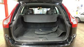 Volvo XC60 2.0 D4 R-Design Lux Nav Auto Euro 6 (s/s) 5dr