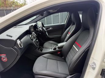 Mercedes-Benz A Class 1.6 A180 Sport Hatchback 5dr Petrol 7G-DCT Euro 6 (s/s) (122 ps)