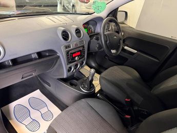 Ford Fusion 1.6 Titanium 5dr