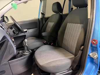 Ford Fusion 1.6 Titanium 5dr