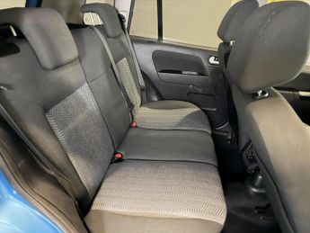 Ford Fusion 1.6 Titanium 5dr