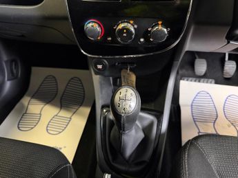 Renault Clio 1.2 16V Dynamique MediaNav Euro 5 5dr