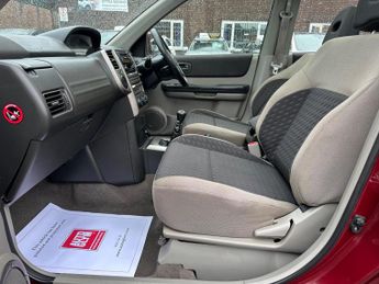 Nissan X-Trail 2.2 dCi Sport 5dr