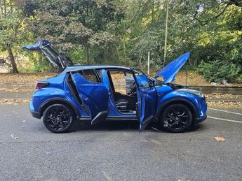 Toyota C-HR 1.2 VVT-i Dynamic SUV 5dr Petrol CVT AWD Euro 6 (s/s) (116 ps)