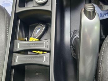 Ford C-Max 2.0 TDCi Titanium X MPV 5dr Diesel Powershift Euro 6 (s/s) (Nav)