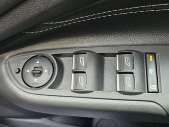 Ford C-Max 2.0 TDCi Titanium X MPV 5dr Diesel Powershift Euro 6 (s/s) (Nav)