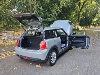 MINI Hatch 1.5 Cooper D Hatchback 3dr Diesel Auto Euro 6 (s/s) (116 ps)