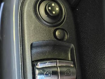 MINI Hatch 1.5 Cooper D Hatchback 3dr Diesel Auto Euro 6 (s/s) (116 ps)