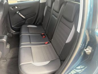 Peugeot 2008 1.2 PureTech Allure Euro 6 (s/s) 5dr