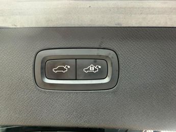Volvo XC90 2.0 D5 PowerPulse Momentum Auto 4WD Euro 6 (s/s) 5dr