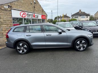 Volvo V60 Cross Country 2.0 B4 MHEV Auto AWD Euro 6 (s/s) 5dr
