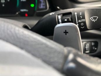 Hyundai IONIQ 1.6 h-GDi Premium SE DCT Euro 6 (s/s) 5dr