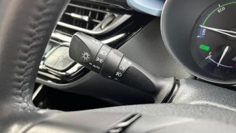 Toyota C-HR 1.8 VVT-h Design CVT Euro 6 (s/s) 5dr