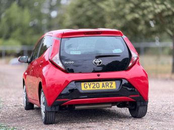 Toyota AYGO 1.0 VVT-i x-play x-shift Euro 6 5dr