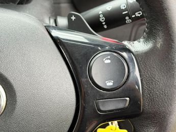 Toyota AYGO 1.0 VVT-i x-play x-shift Euro 6 5dr