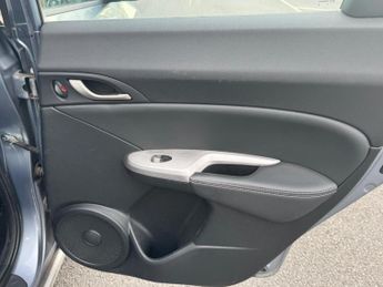 Honda Civic 1.8 i-VTEC SE 5dr