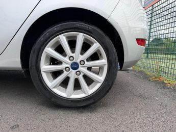 Ford Fiesta 1.0T EcoBoost Titanium Powershift Euro 6 5dr