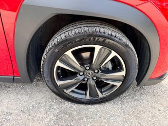 Lexus UX 2.0 250h E-CVT Euro 6 (s/s) 5dr