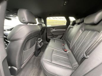 Audi E-Tron BLACK EDITION 55 QUAT