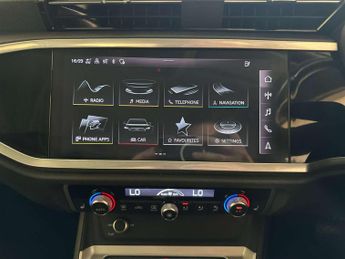 Audi Q3 1.4 TFSIe 45 Technik SUV 5dr Petrol Plug-in Hybrid S Tronic Euro