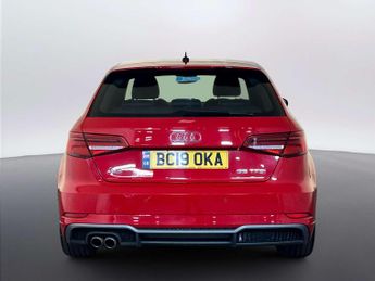 Audi A3 1.5 TFSI CoD 35 S line Sportback 5dr Petrol S Tronic Euro 6 (s/s