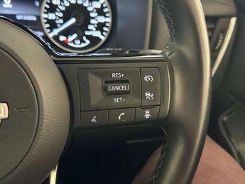 Nissan Qashqai 1.3 DIG-T MHEV Acenta Premium SUV 5dr Petrol Hybrid Manual Euro 
