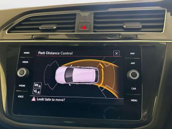 Volkswagen Tiguan 1.4 TSI 13kWh R-Line SUV 5dr Petrol Plug-in Hybrid DSG Euro 6 (s