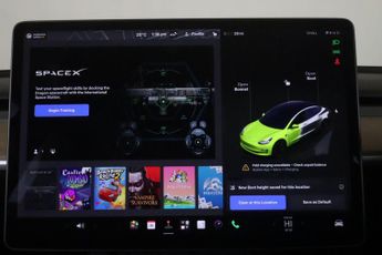 Tesla Model 3 Auto RWD 4dr