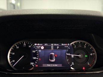 Land Rover Range Rover Evoque 2.0 D200 MHEV R-Dynamic SE Auto 4WD Euro 6 (s/s) 5dr