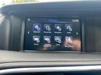 Infiniti Q30 1.5d Premium Euro 6 (s/s) 5dr