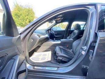 BMW 3 Series 2.0 330e 12kWh M Sport Auto Euro 6 (s/s) 4dr