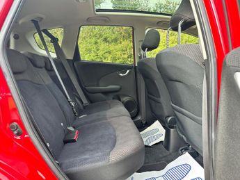 Honda Jazz 1.4 i-VTEC EX Hatchback 5dr Petrol CVT Euro 5 (99 ps)