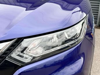 Nissan Qashqai 1.2 Qashqai N-Connecta DiG-T CVT 5dr
