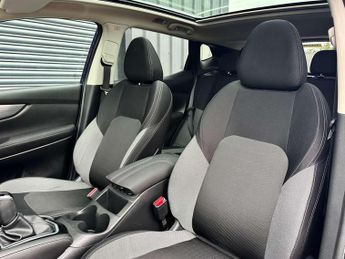 Nissan Qashqai 1.2 Qashqai N-Connecta DiG-T CVT 5dr