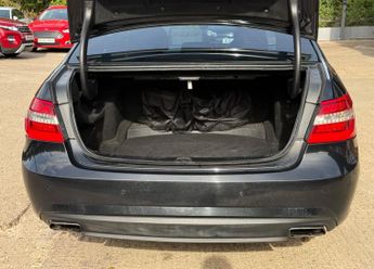 Mercedes-Benz E Class 3.0 E350 CDI V6 BlueEfficiency Sport G-Tronic Euro 5 4dr