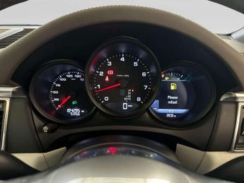 Porsche Macan 2.0T SUV 5dr Petrol PDK 4WD Euro 6 (s/s) (252 ps)