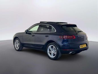 Porsche Macan 2.0T SUV 5dr Petrol PDK 4WD Euro 6 (s/s) (252 ps)
