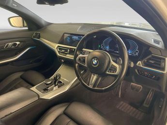 BMW 3 Series 2.0 330e 12kWh M Sport Touring 5dr Petrol Plug-in Hybrid Auto Eu